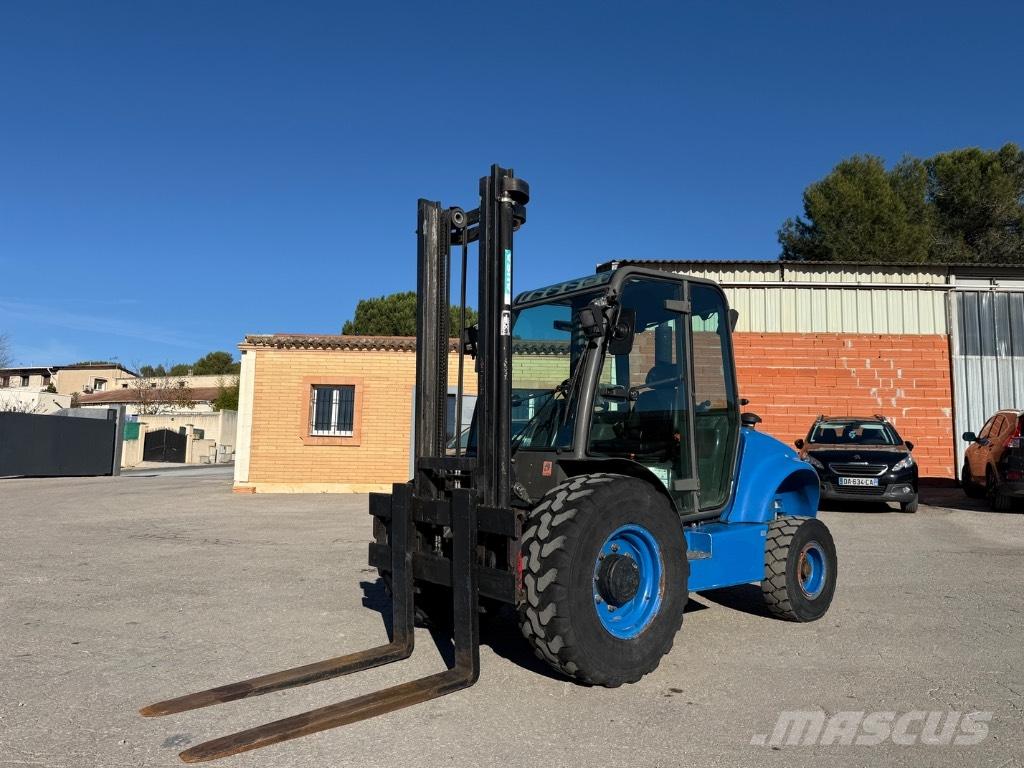 Ausa C 250 H Apvidus autokrāvējs