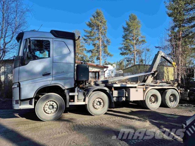 Volvo FH460 Treileri ar āķi