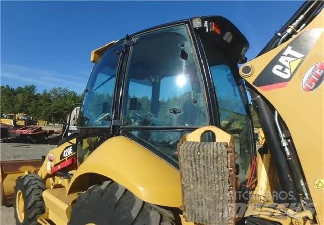 CAT 420 E Ekskavatori-iekrāvēji