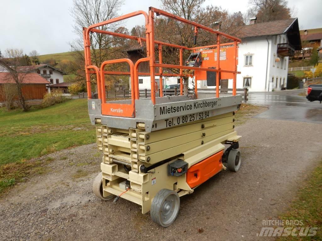 JLG 3246 ES Šķerveida pacēlāji
