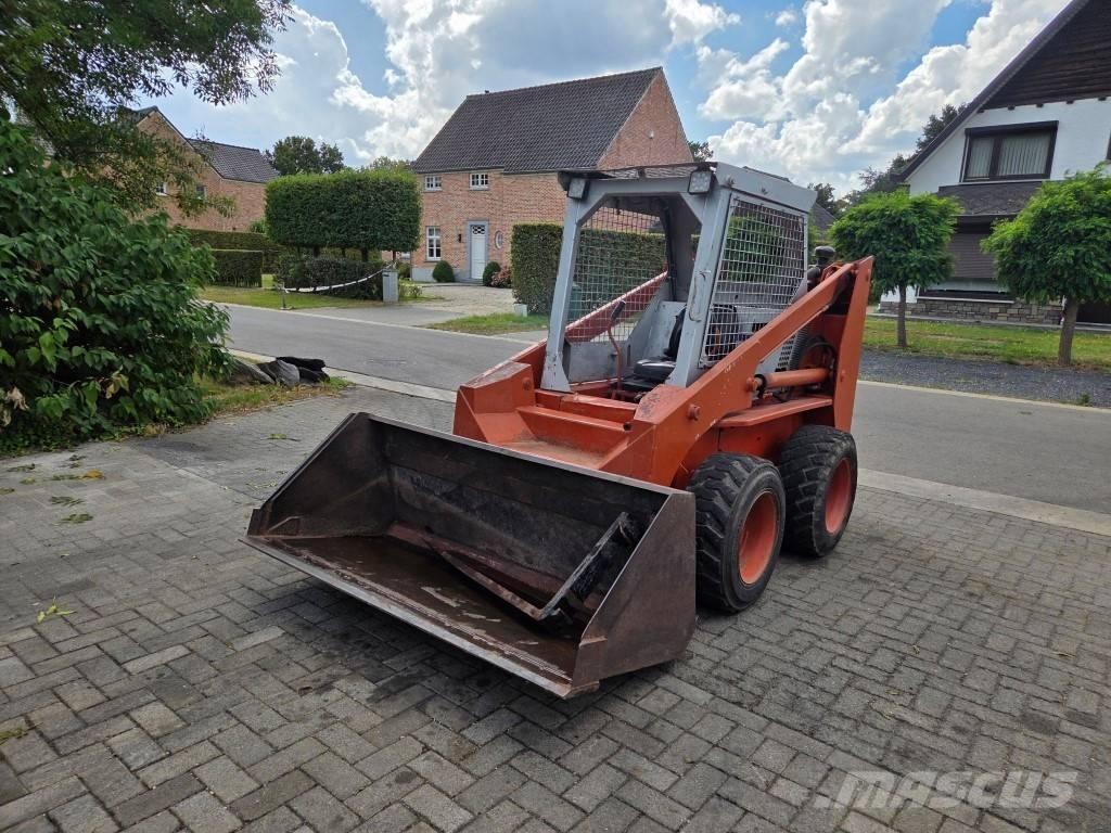 Thomas T170 Lietoti riteņu kompaktiekrāvēji