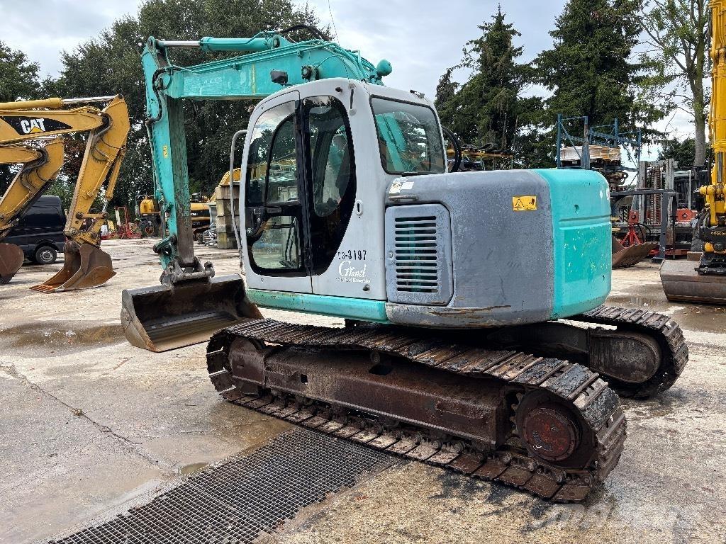 Kobelco SK 135 Kāpurķēžu ekskavatori