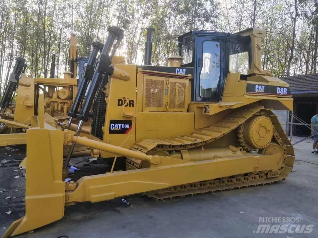 CAT D 8 R Kāpurķēžu buldozeri