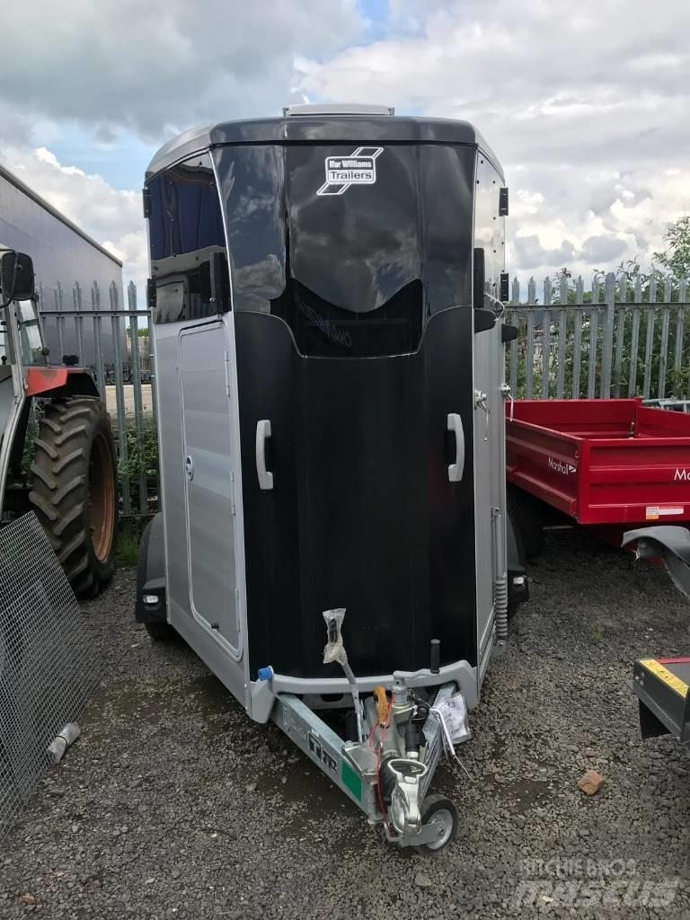 Ifor Williams HBX511 Citas piekabes