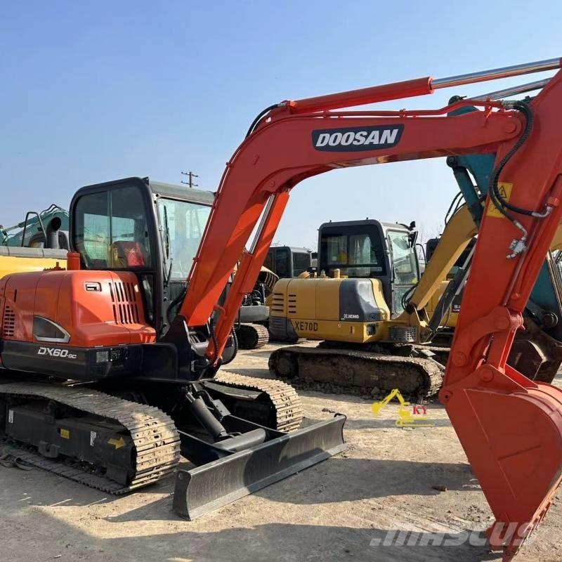 Doosan DX 60-9 C Kāpurķēžu ekskavatori