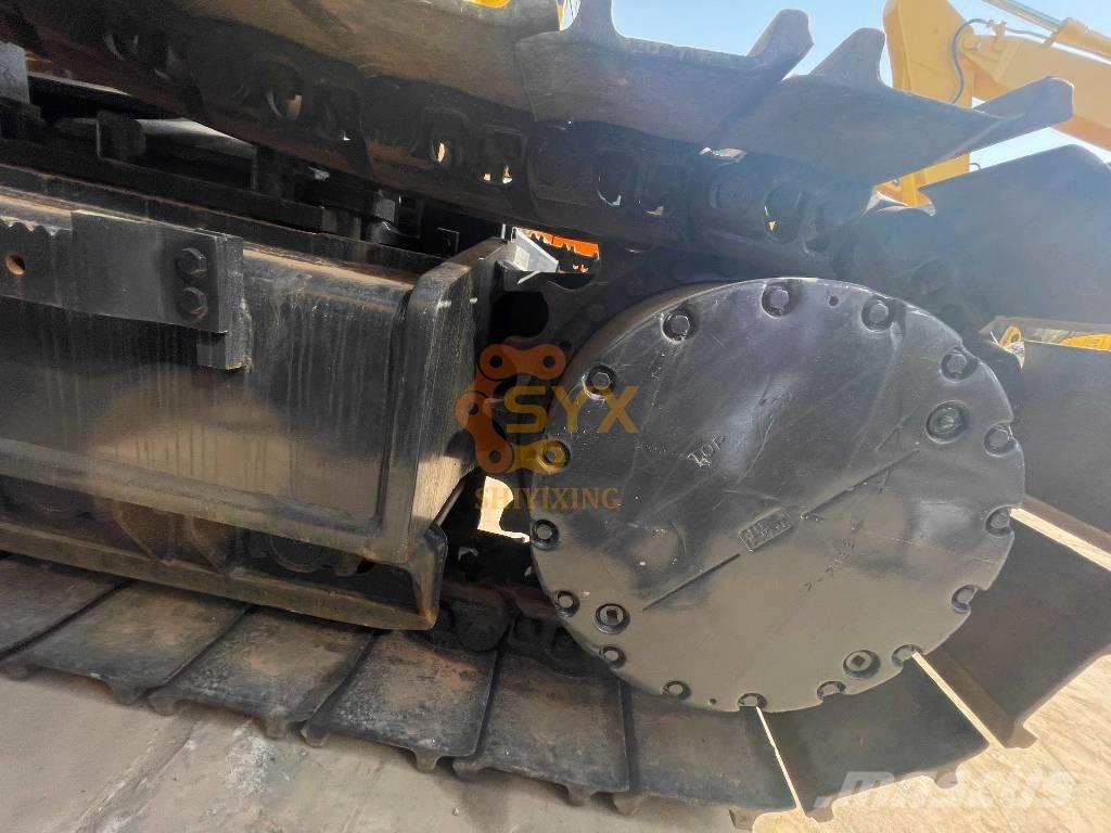 Komatsu PC 450-8 Kāpurķēžu ekskavatori
