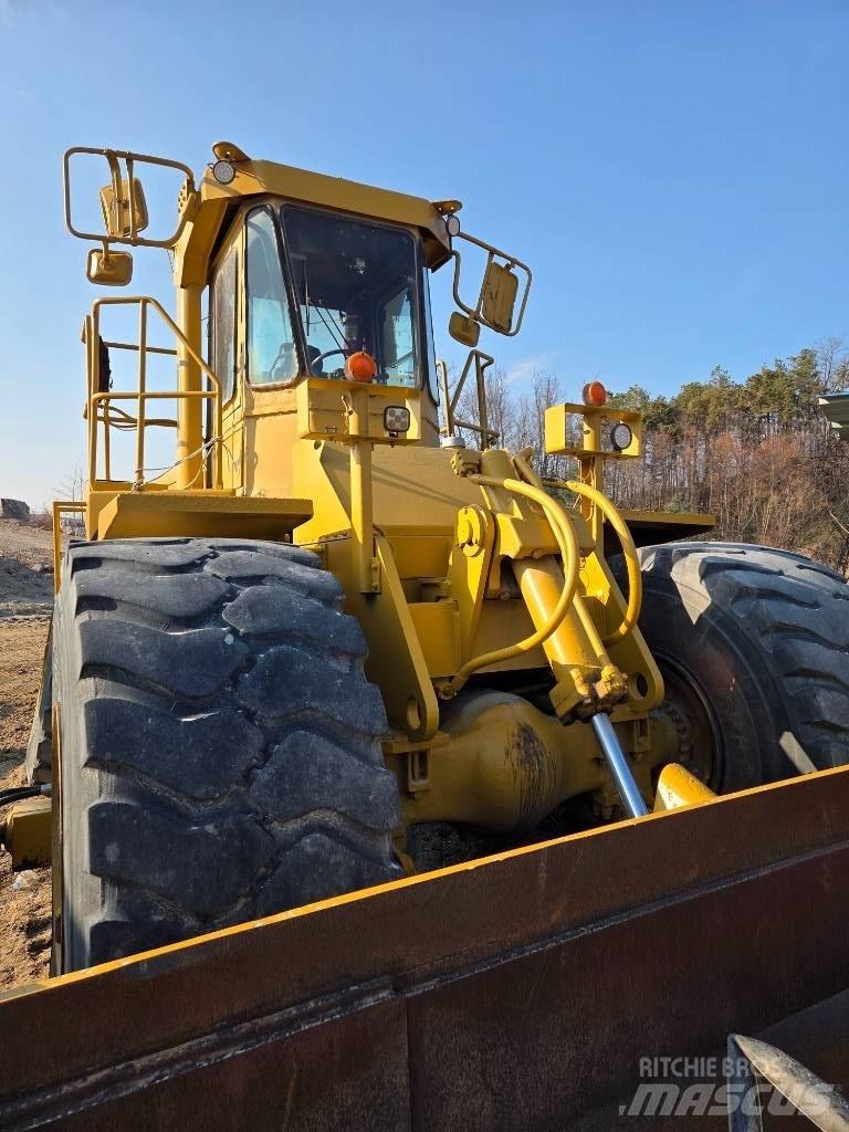 CAT 824c Riteņu buldozeri