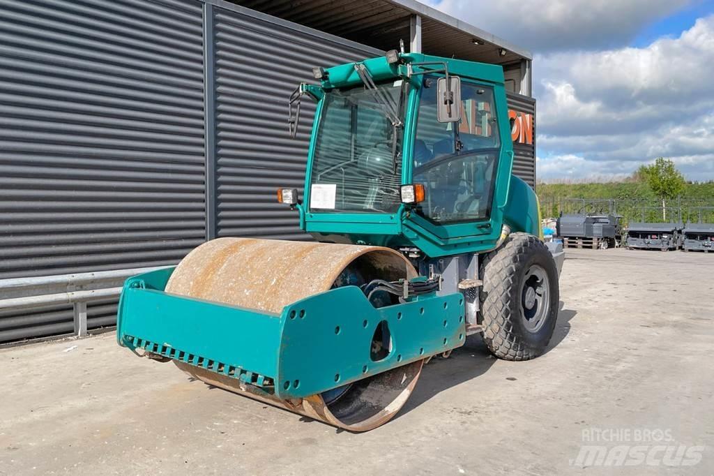 Hamm 3307 HT Vienvalča grunts veltņi