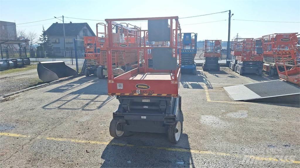 SkyJack SJIII4620 Šķerveida pacēlāji