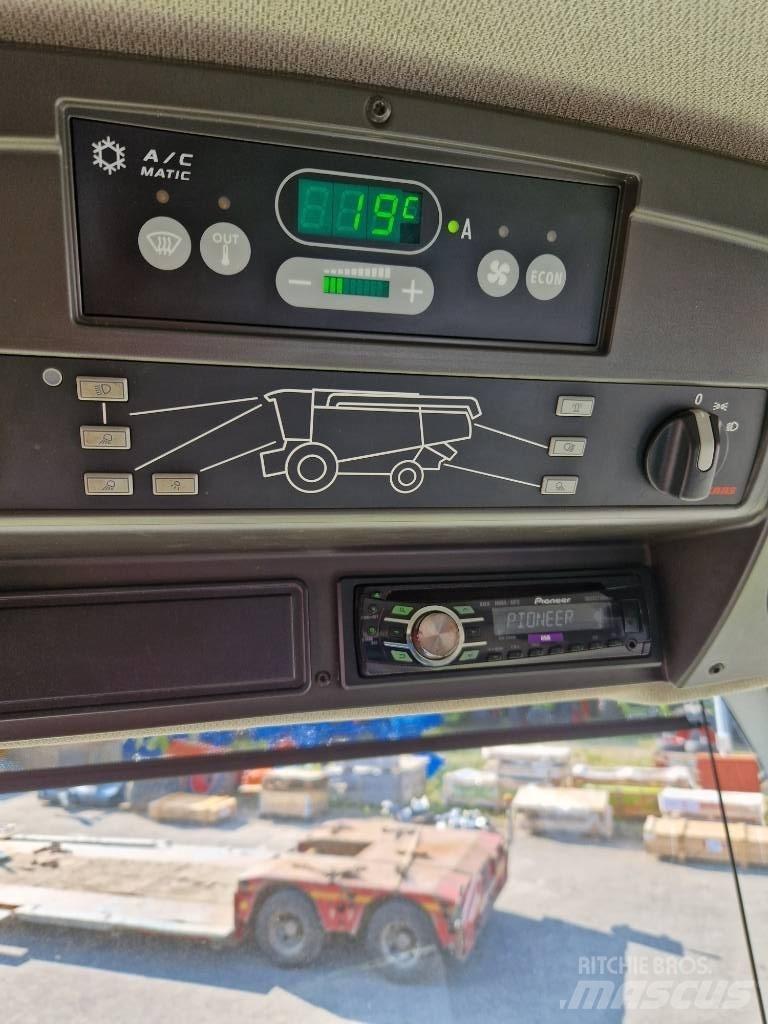 CLAAS Lexion 660 Ražas novākšanas kombaini