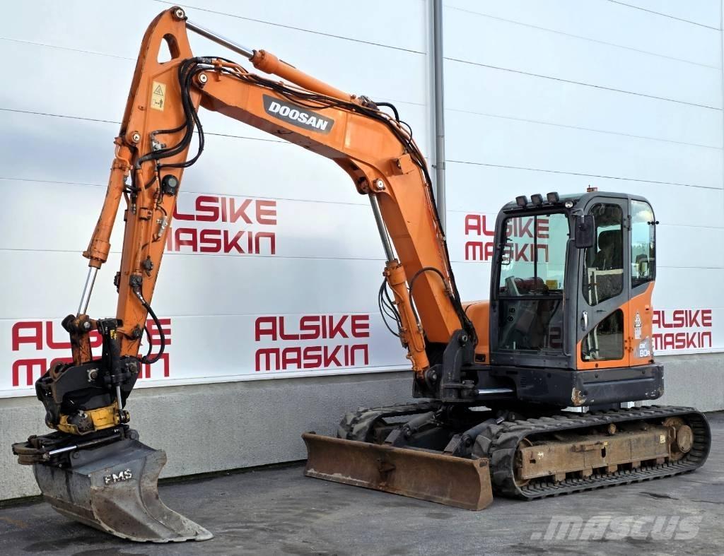 Doosan DX 80 R Vidēja lieluma ekskavatori 7 t - 12 t