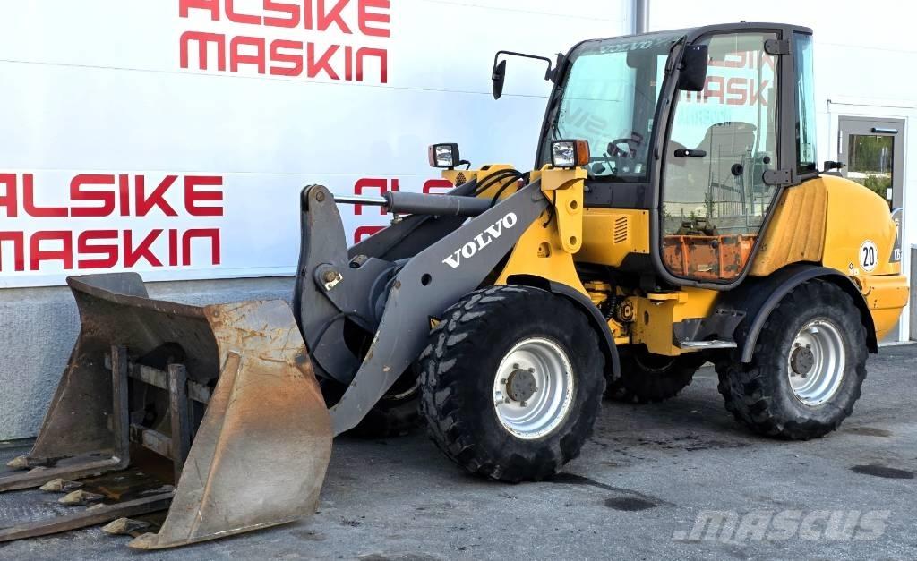 Volvo L 25 B Iekrāvēji uz riteņiem