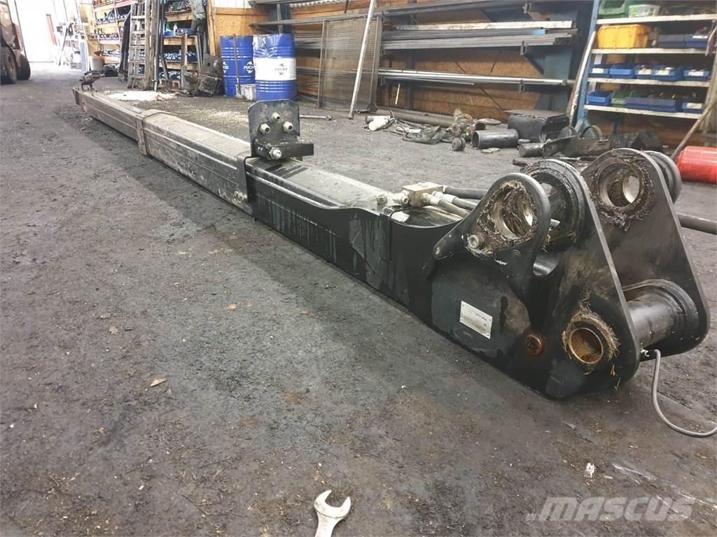 John Deere CH 710 Krāni