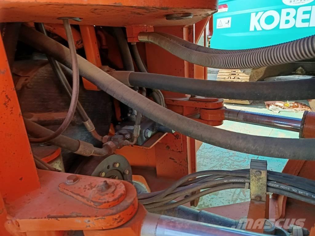 Doosan DL 505 Iekrāvēji uz riteņiem