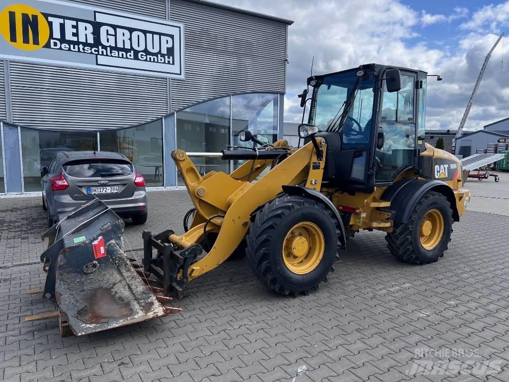 CAT 908 H Iekrāvēji uz riteņiem