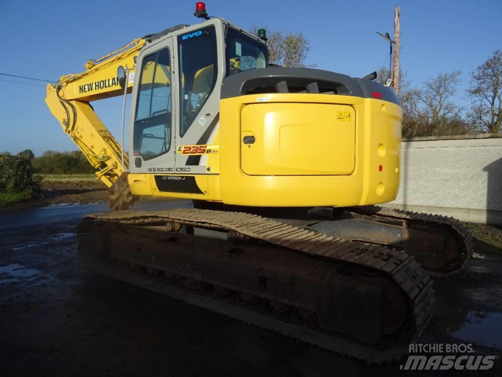 Kobelco SK 235 Kāpurķēžu ekskavatori