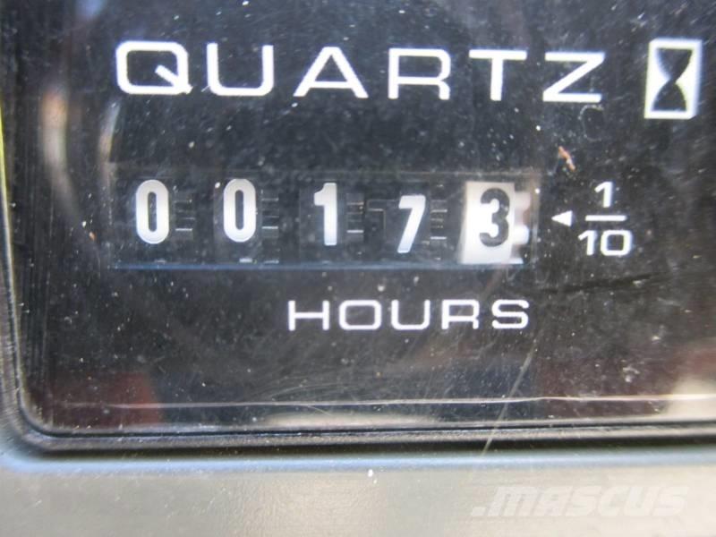 JLG 2630 ES Šķerveida pacēlāji