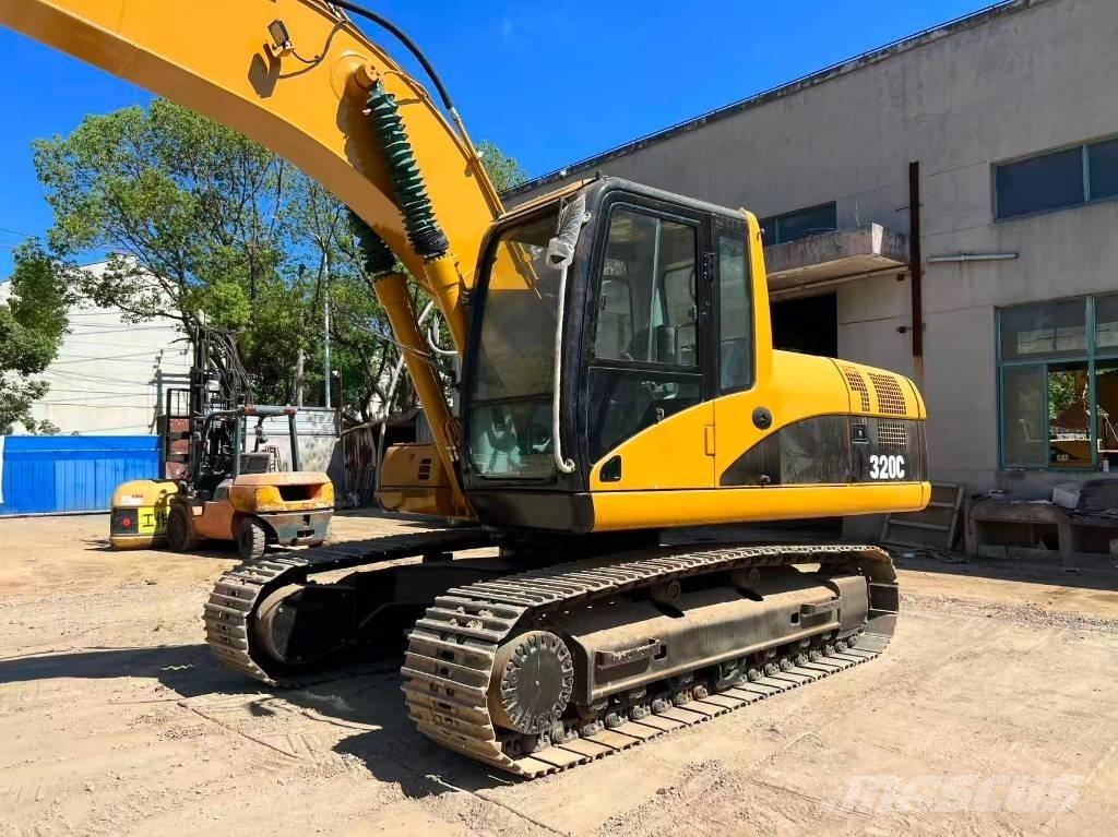 CAT 320 C L Kāpurķēžu ekskavatori