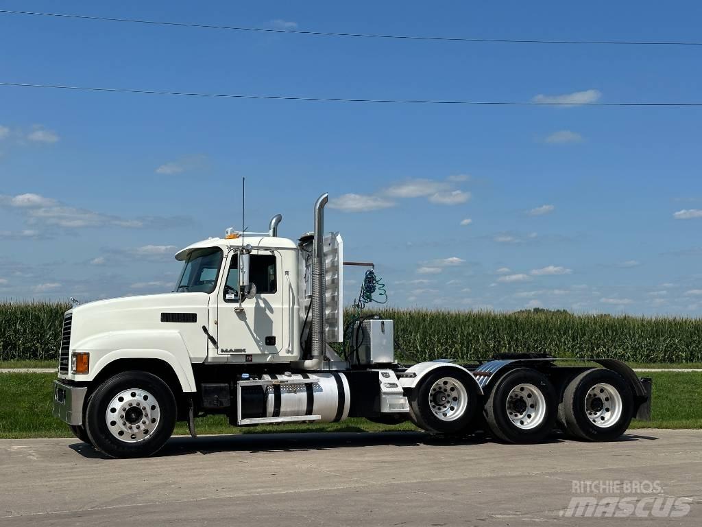Mack Pinnacle CH613 Vilcēji