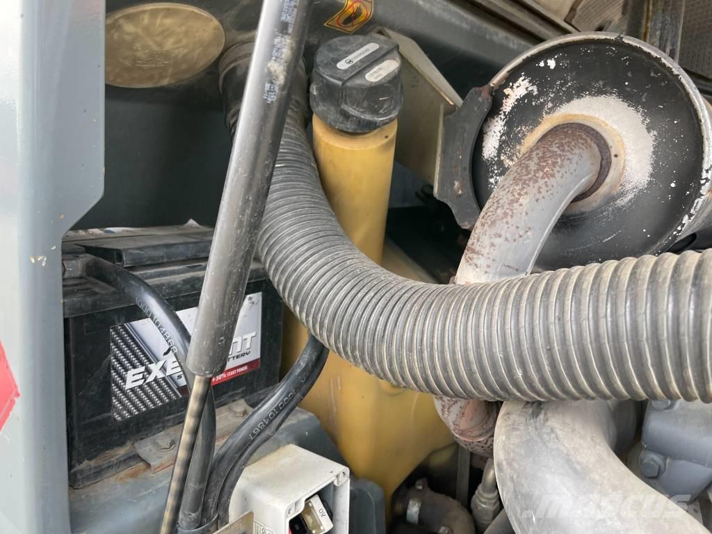 Kramer 346 Iekrāvēji uz riteņiem