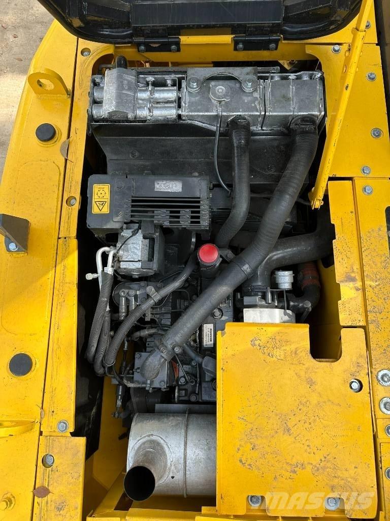 Komatsu PC 130 Kāpurķēžu ekskavatori