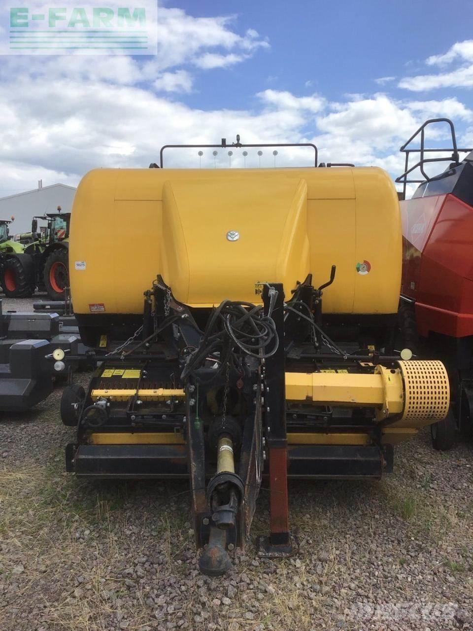 New Holland BB9080 Ķīpu preses