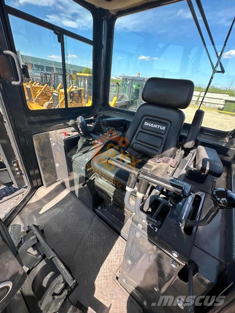 Shantui SD 22 F Kāpurķēžu buldozeri