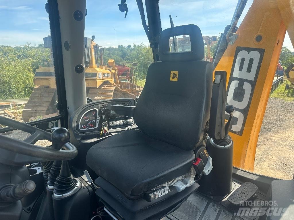 JCB 4 CX SM Ekskavatori-iekrāvēji