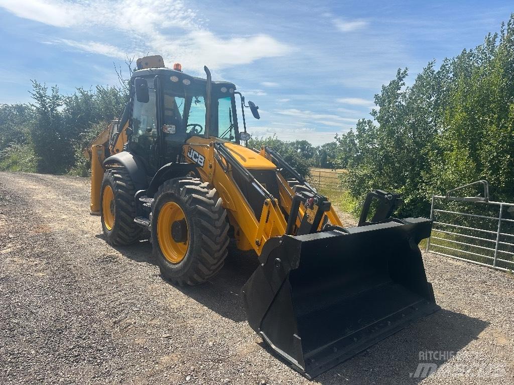JCB 4 CX SM Ekskavatori-iekrāvēji