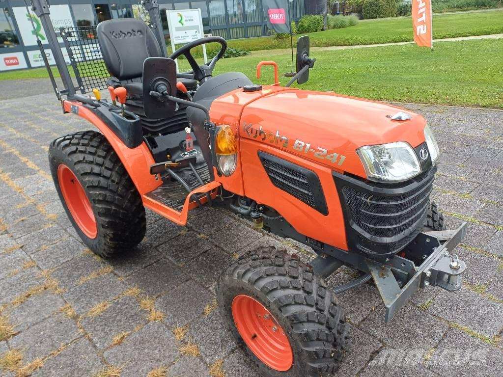 Kubota B1-241 Kompaktie traktori