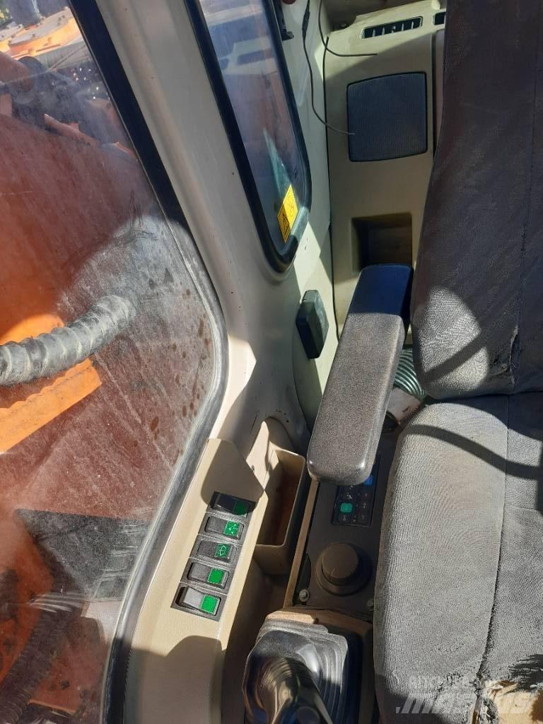 Daewoo DX340 LC V Kāpurķēžu ekskavatori
