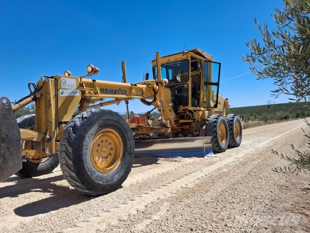 Komatsu GD 521 A-1E Būvniecība- Citi