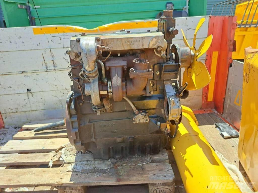 JCB 3CXT Dzinēji