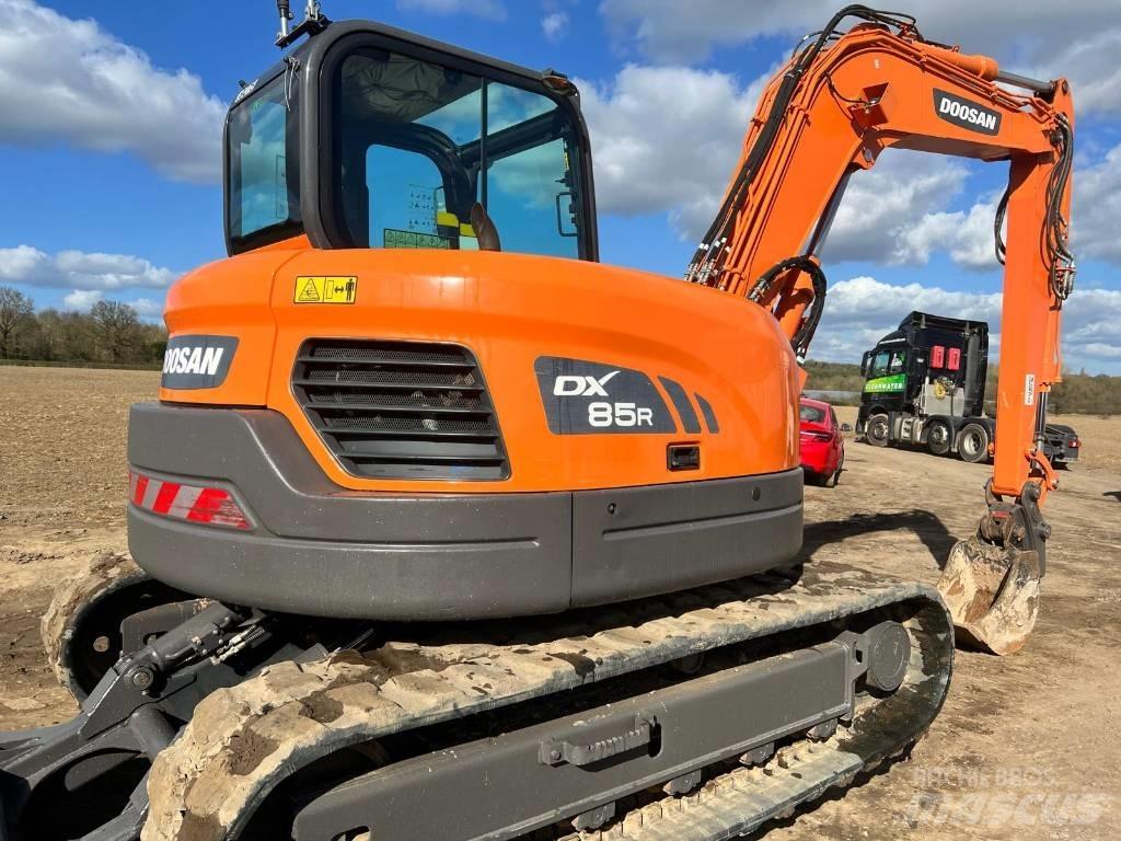 Doosan DX 85 R Vidēja lieluma ekskavatori 7 t - 12 t