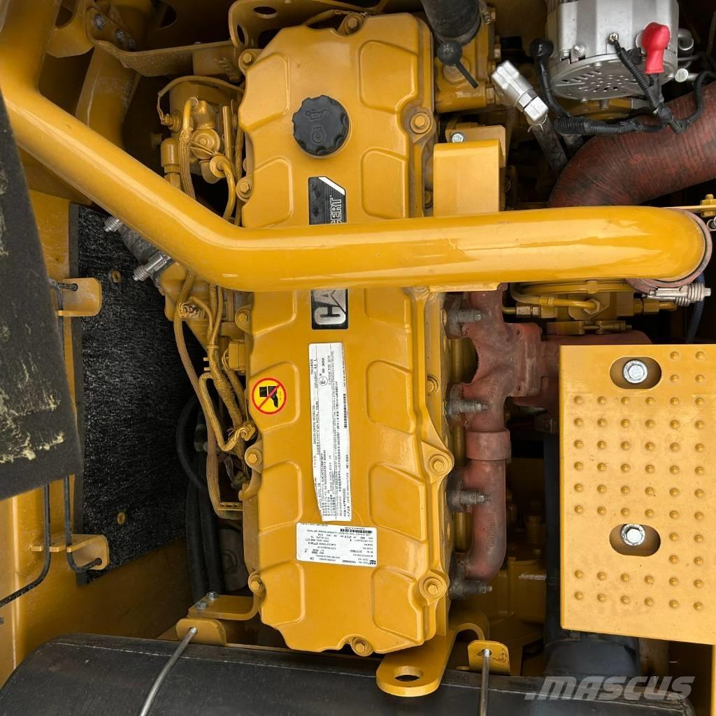CAT 340D2L Kāpurķēžu ekskavatori