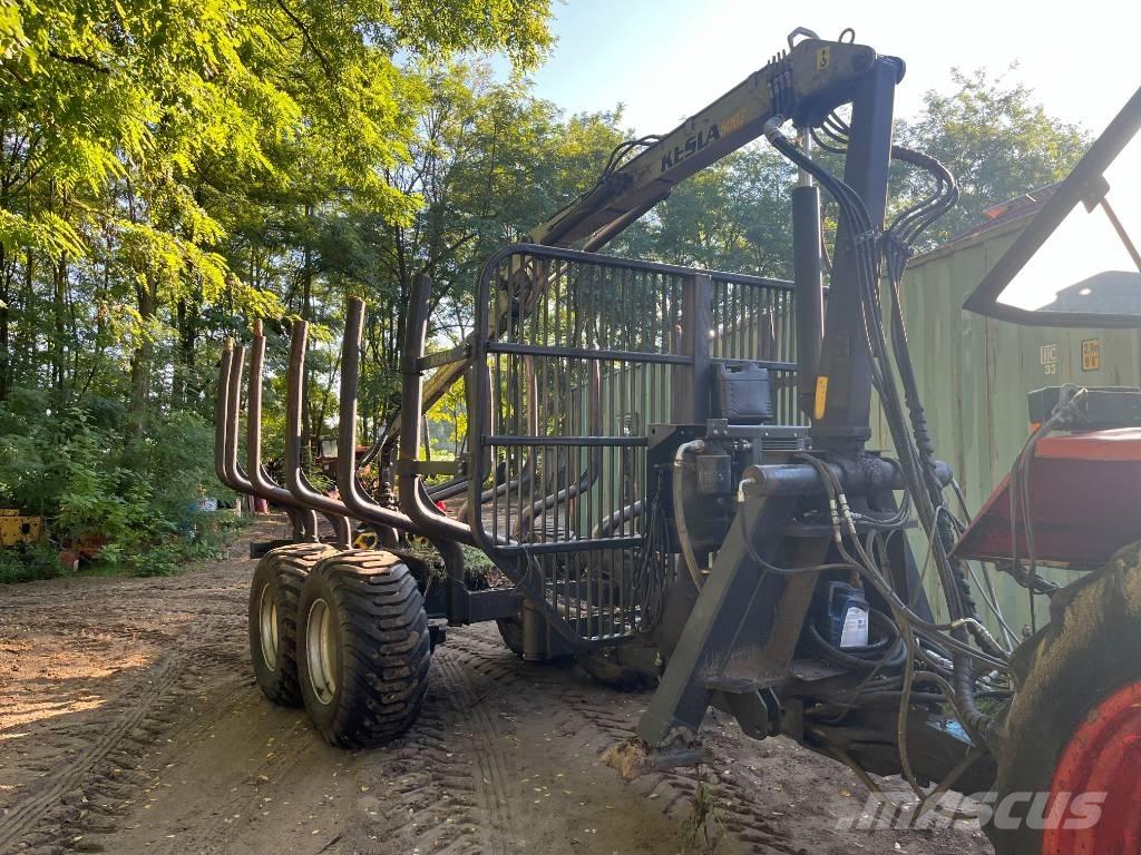 Kesla 122HD Meža piekabes