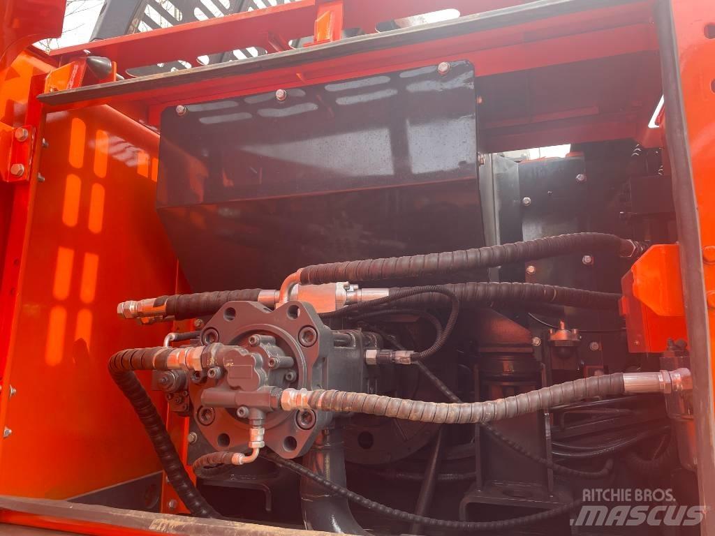 Doosan DX 225LC-9C Kāpurķēžu ekskavatori