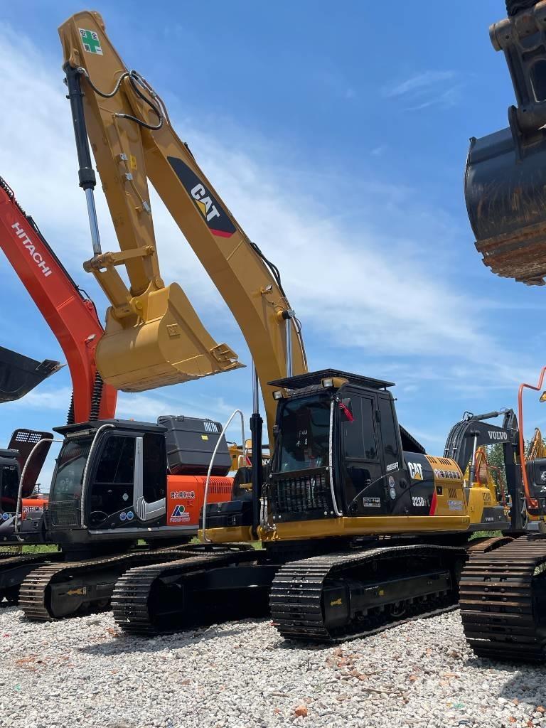 CAT 323D2 Kāpurķēžu ekskavatori