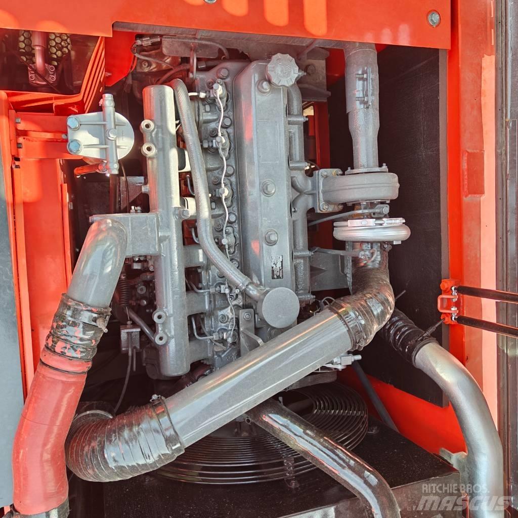 Doosan DX225-9C Kāpurķēžu ekskavatori