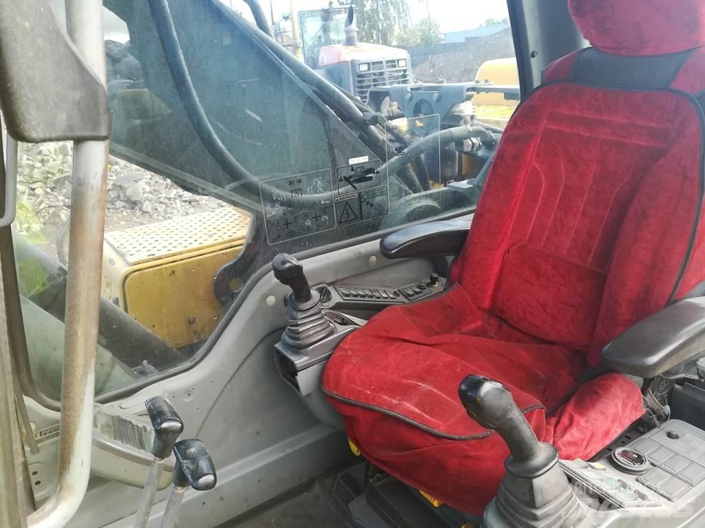 Volvo EC 290 B LC Kāpurķēžu ekskavatori