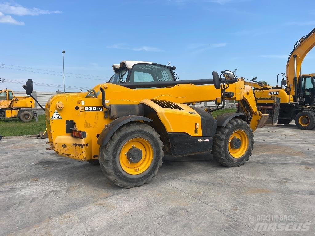 JCB 535-125 Teleskopiskie manipulatori