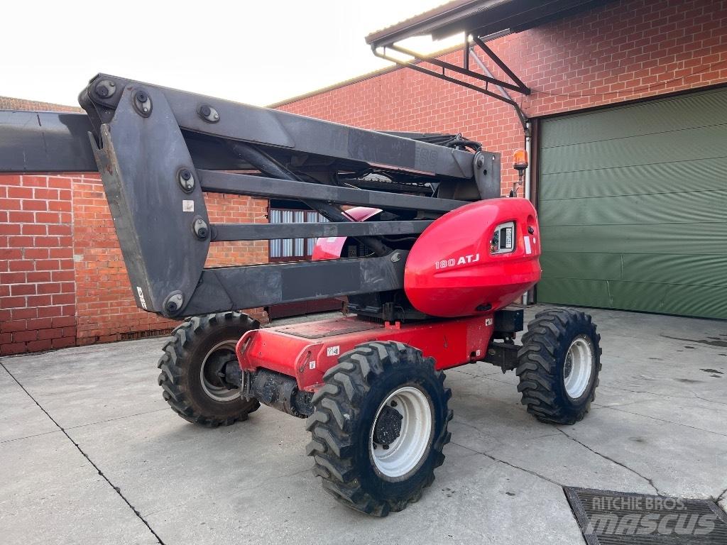 Manitou 180 ATJ E3 Strēles pacēlāji