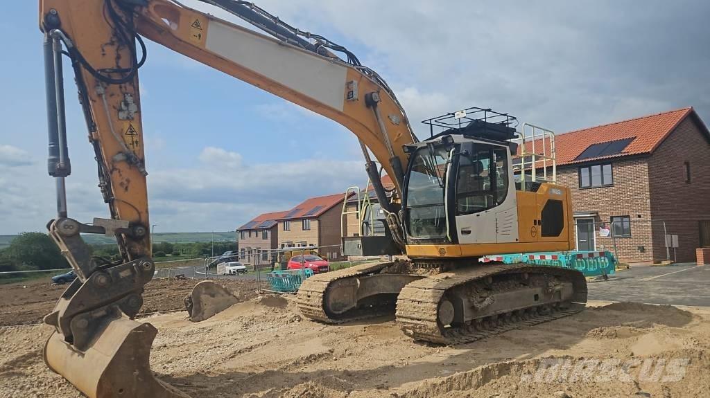 Liebherr R 922 LC Kāpurķēžu ekskavatori