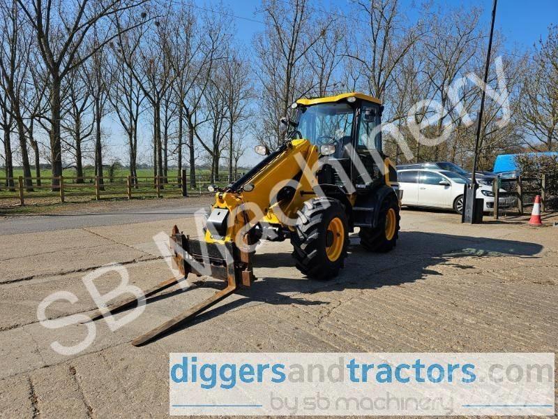 JCB TM 220 Iekrāvēji uz riteņiem