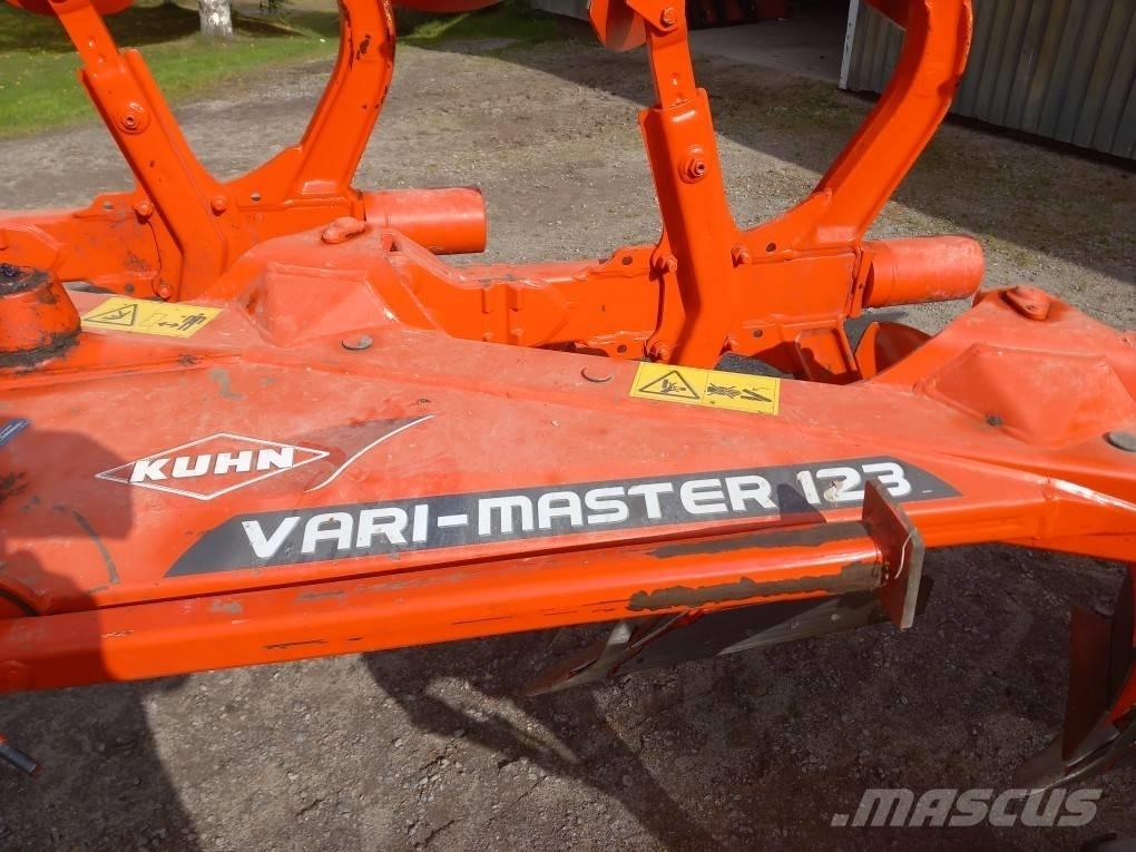Kuhn Vari-Master 123 Maiņvērsējarkli