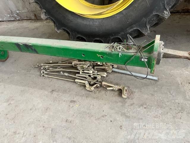 BKT 520/85R46 Riepas, riteņi un diski