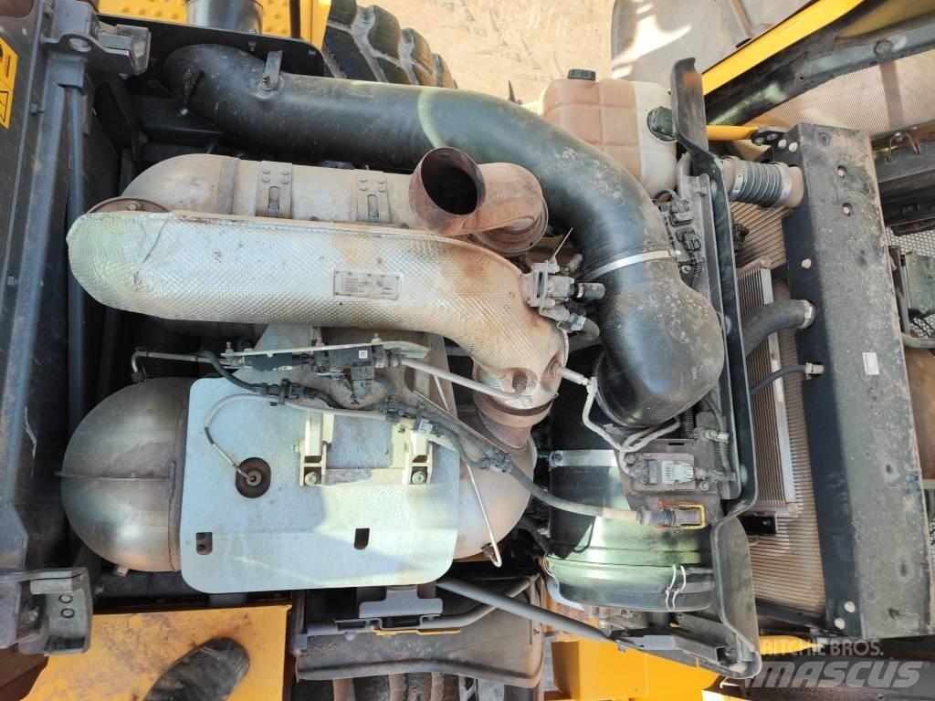 Volvo L 120 H Iekrāvēji uz riteņiem