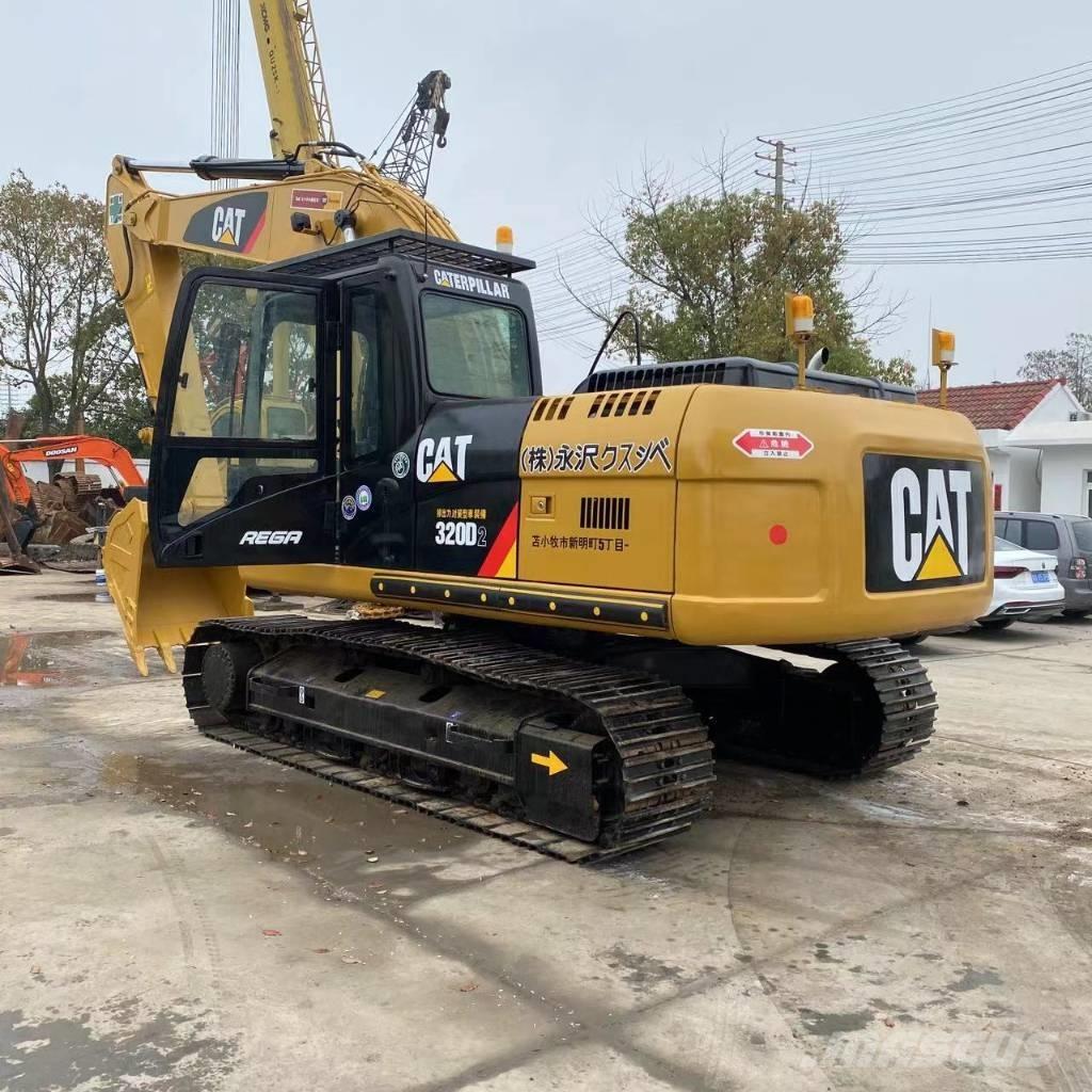 CAT 320 Kāpurķēžu ekskavatori