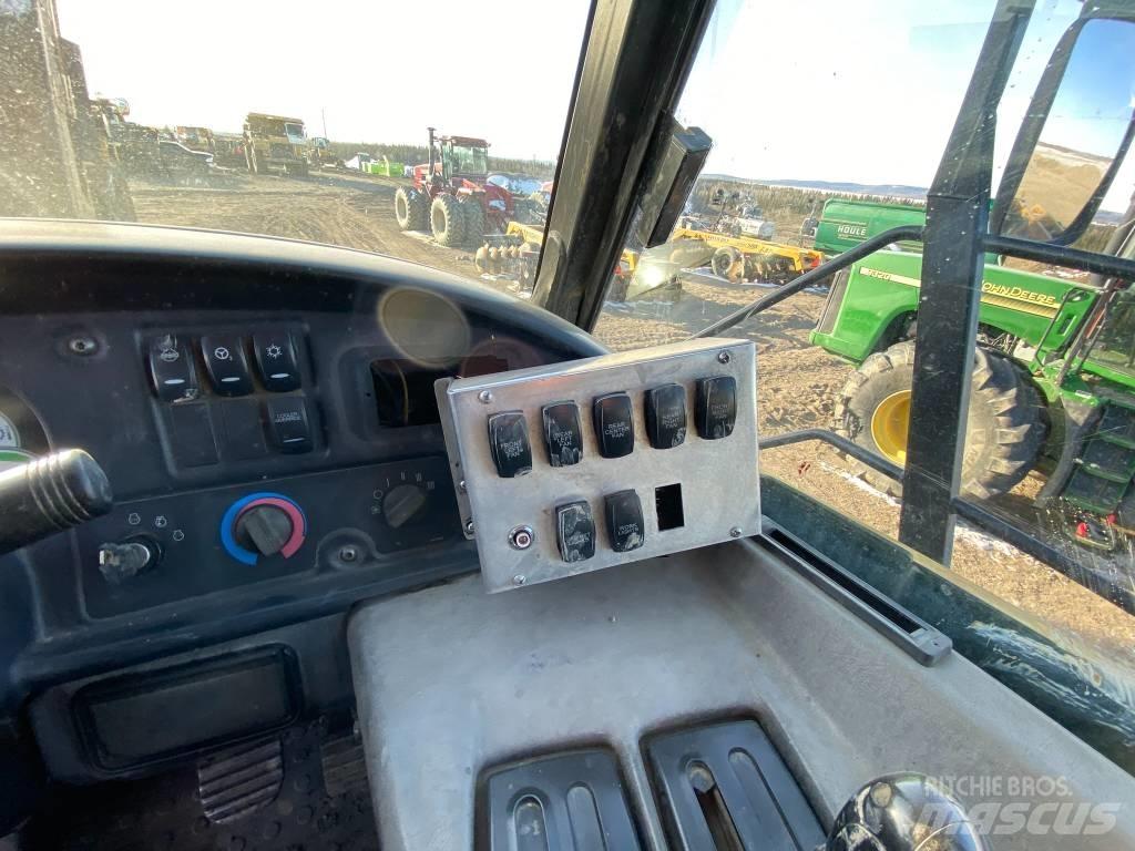 CAT 740 B Artikulētie pašizgāzēji