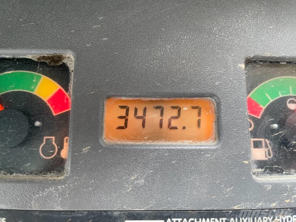 Bobcat T 190 Lietoti riteņu kompaktiekrāvēji